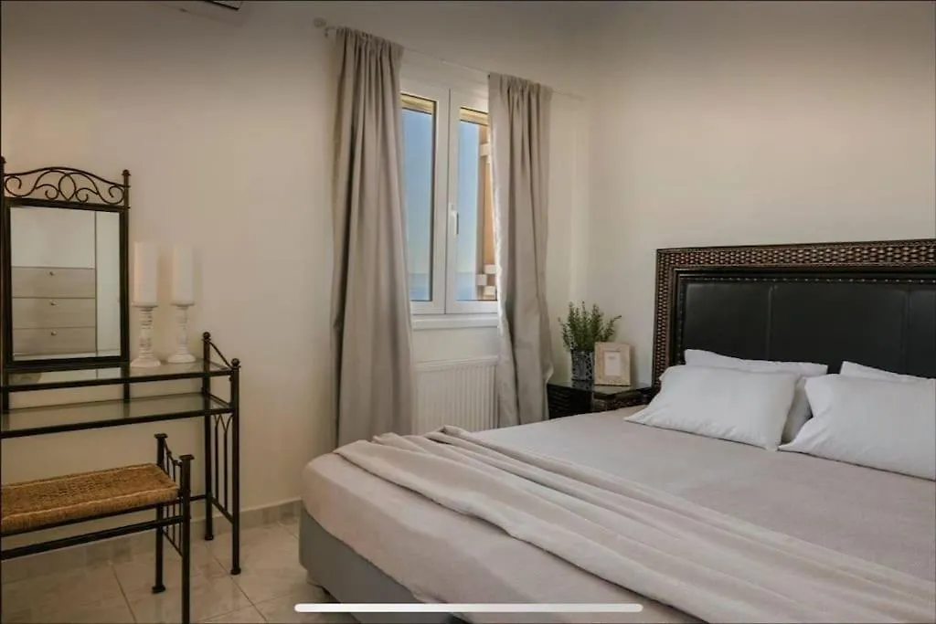 Kaminia Serenity House Ratzaklíon 0*,  Řecko