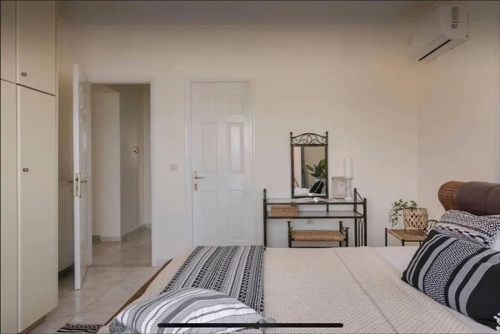 Kaminia Serenity House Ratzaklíon
